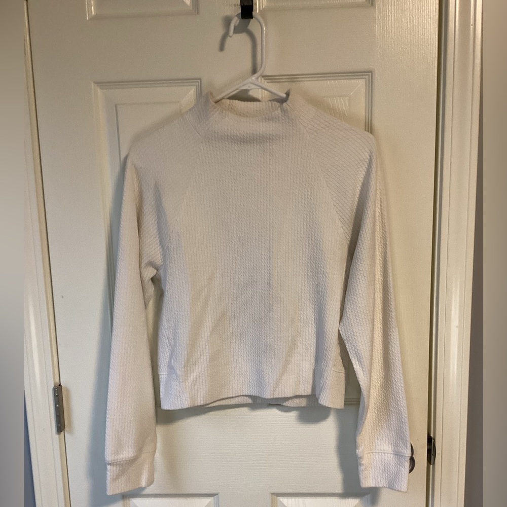 Calia by Carrie Underwood white mock neck long sleeve shirt-size xs